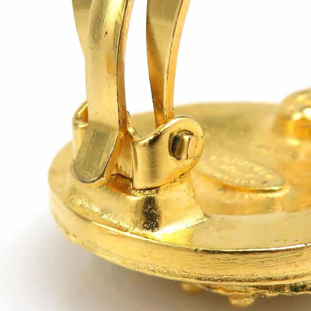CHANEL Vintage Gold Earrings - Picture 11 of 12